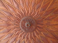 ダスカロフ邸の太陽木彫り