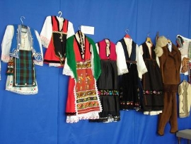 中央ブルガリアのストレトヴォ村の民族衣装